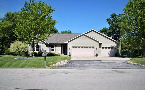 939 TANGLEWOOD DRIVE, Little Suamico, WI 54141