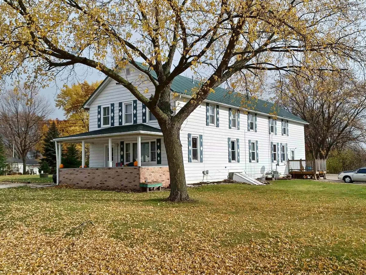De Pere, WI 54115,3107 LOST DAUPHIN ROAD