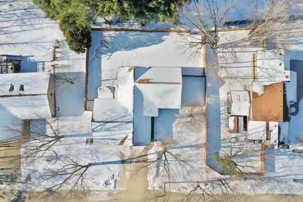 Green Bay, WI 54313,818 LACOUNT ROAD