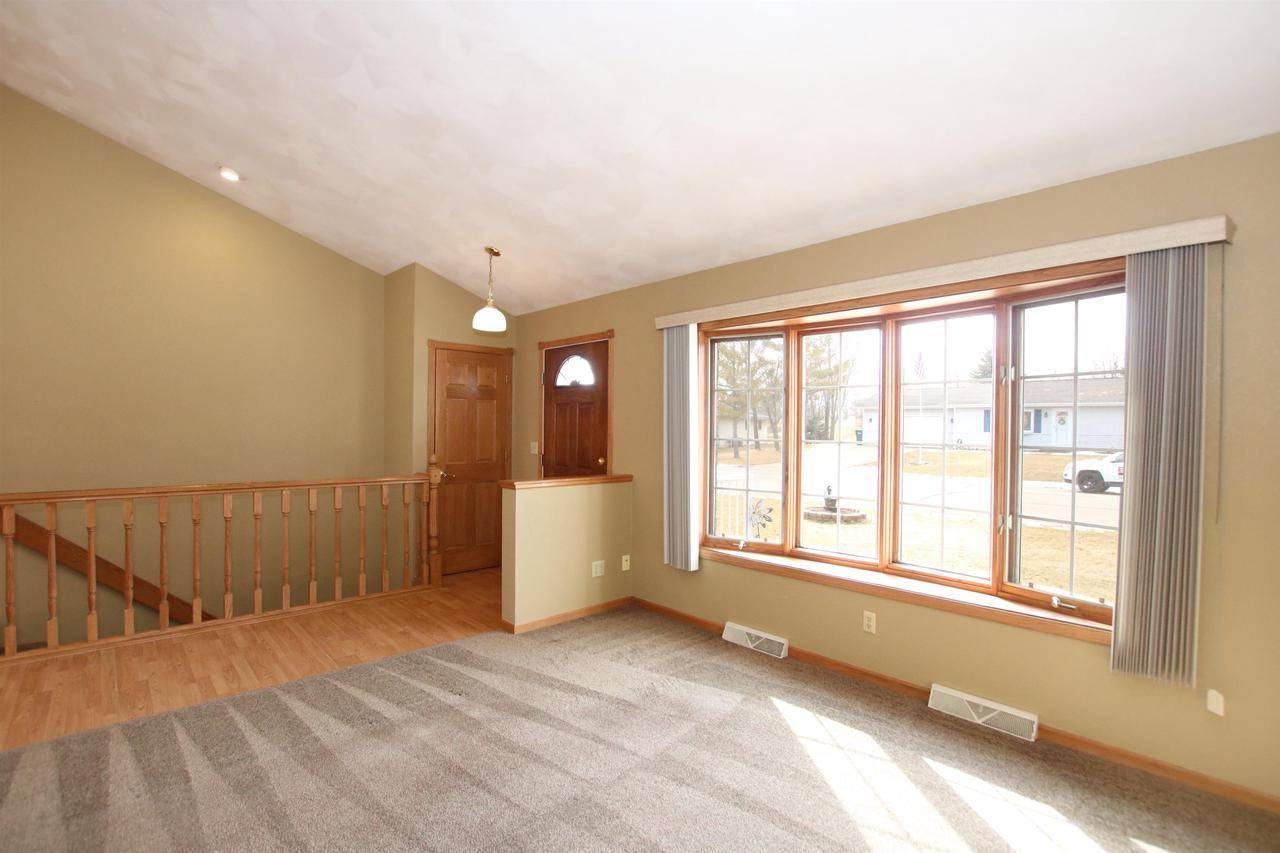 Campbellsport, WI 53010,532 REDWING COURT