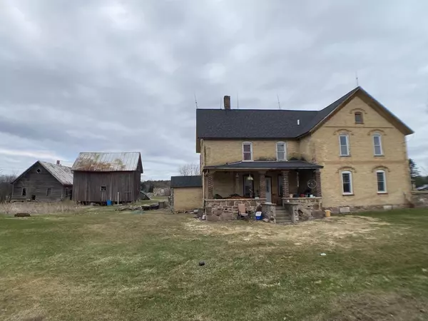 Bowler, WI 54416,101 E SCHOOL HOUSE ROAD