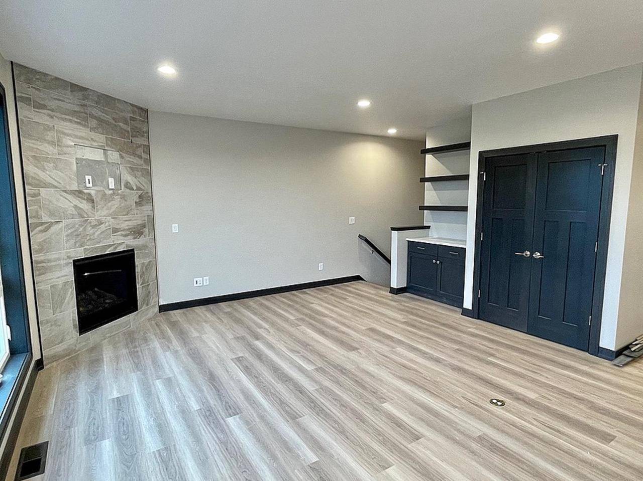 Green Bay, WI 54304,438 ALDON CIRCLE