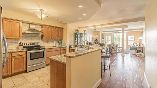 Menasha, WI 54952,511 BROAD STREET #103