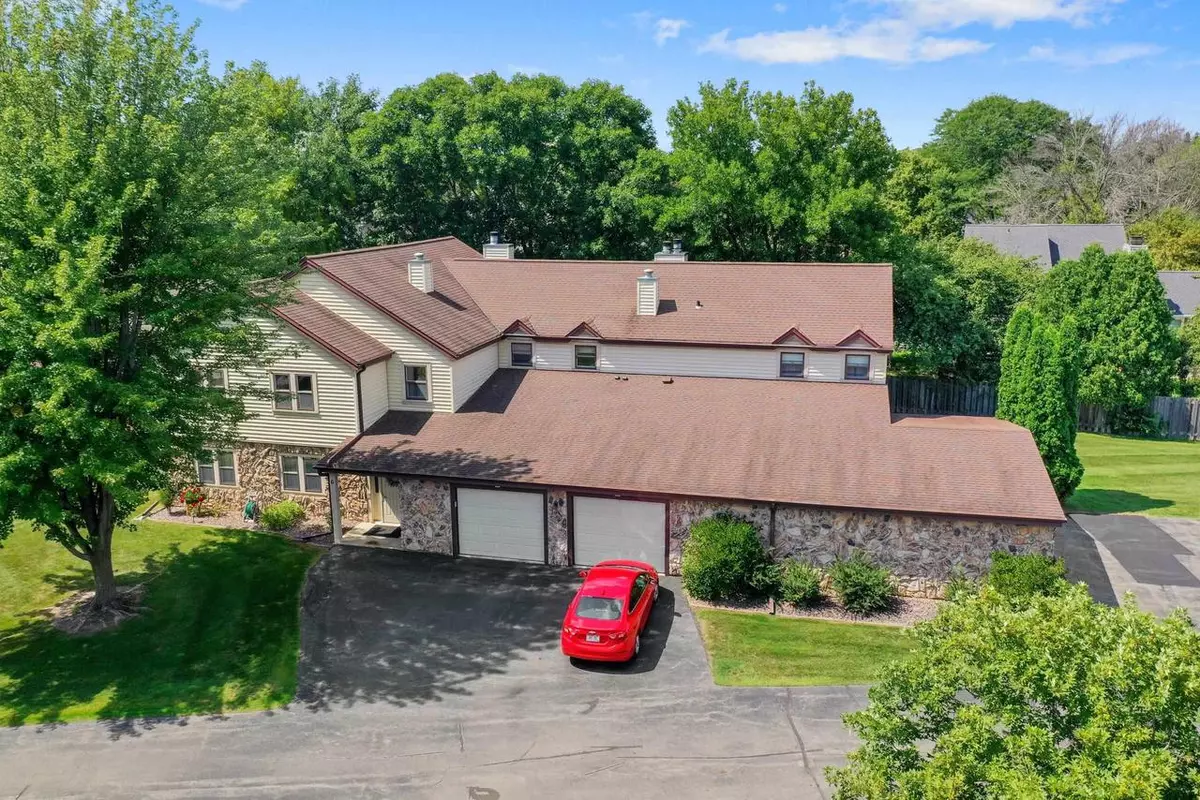 De Pere, WI 54115,1820 RIDGEWAY DRIVE