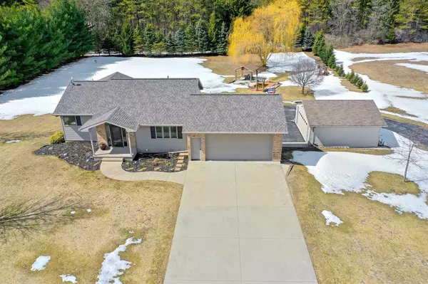 N6161 APPLE COURT, Casco, WI 54205