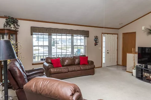 De Pere, WI 54115,2003 WHISTLING SWAN CIRCLE