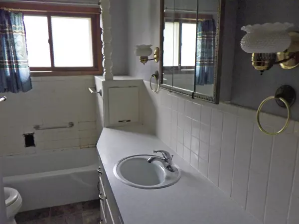 Marion, WI 54950,W11090 COUNTY ROAD D