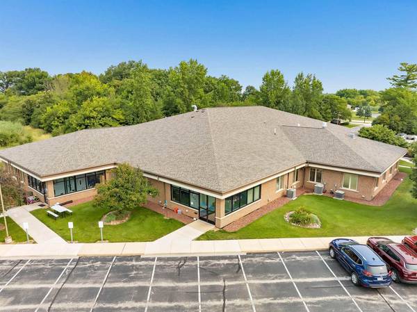 1511 W MAIN AVENUE, De Pere, WI 54115