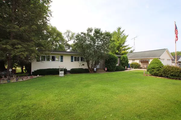 W8086 COUNTY ROAD Y, Oakfield, WI 53065