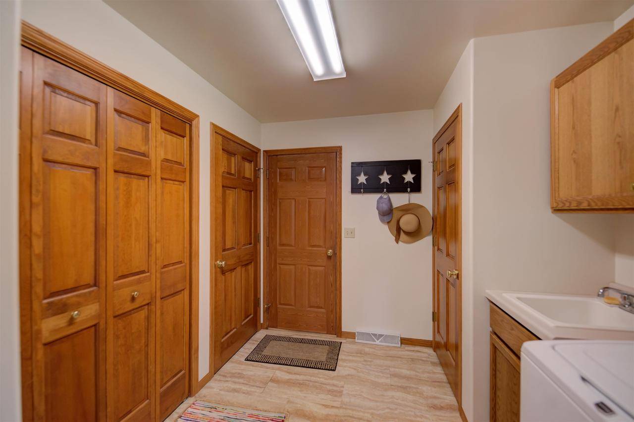 Oshkosh, WI 54904,2587 VILLAGE LANE