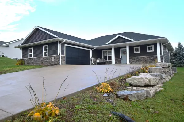 5453 NORTH AVENUE, Denmark, WI 54208