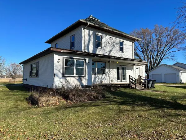 N9106 ASH ROAD, Bear Creek, WI 54922