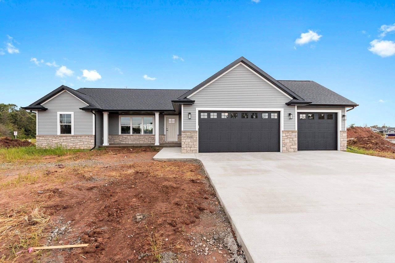 2529 MEYER WAY, De Pere, WI 54115