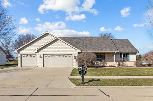 4310 E BRAEBURN DRIVE, Appleton, WI 54913