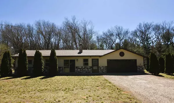 Neshkoro, WI 54960,W2217 DAKOTA AVENUE