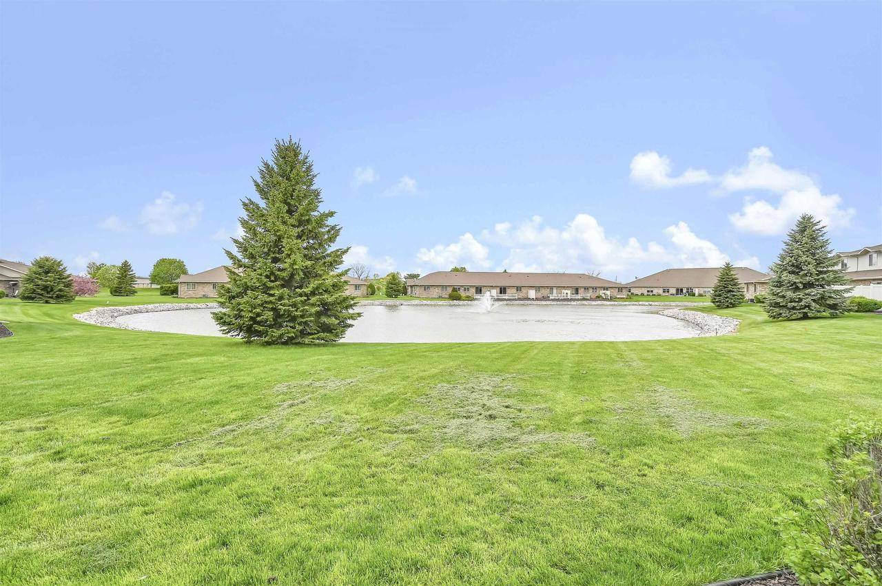 De Pere, WI 54115,1265 POND VIEW CIRCLE