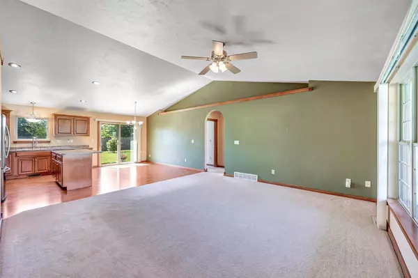 De Pere, WI 54115,2685 BOXWOOD CIRCLE