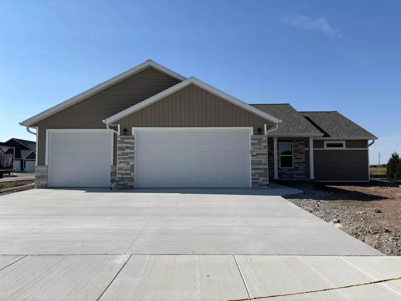 N8867 DUBLIN, Menasha, WI 54952