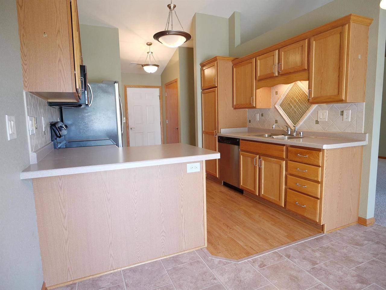 Oshkosh, WI 54904,3180 ELK RIDGE DRIVE #E