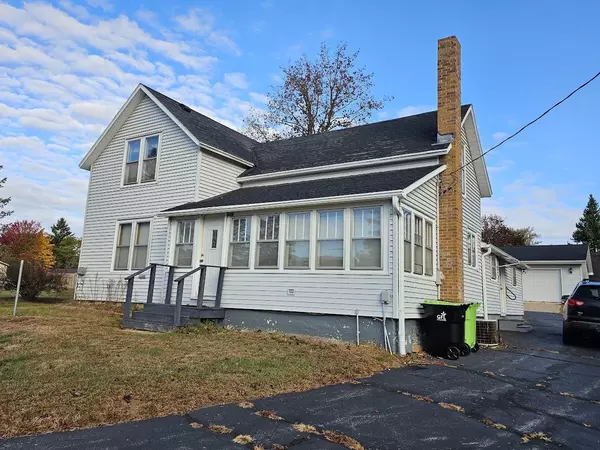 428 E PEARL STREET, Neshkoro, WI 54960