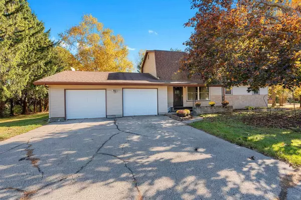 3682 COUNTY ROAD J, Abrams, WI 54101