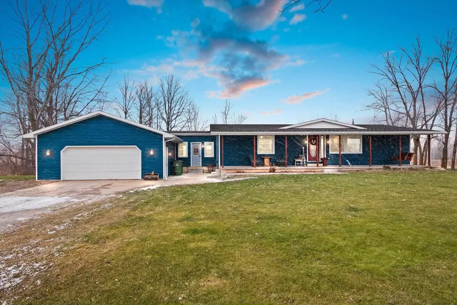 5514 HAWTHORNE DRIVE, Pulaski, WI 54162