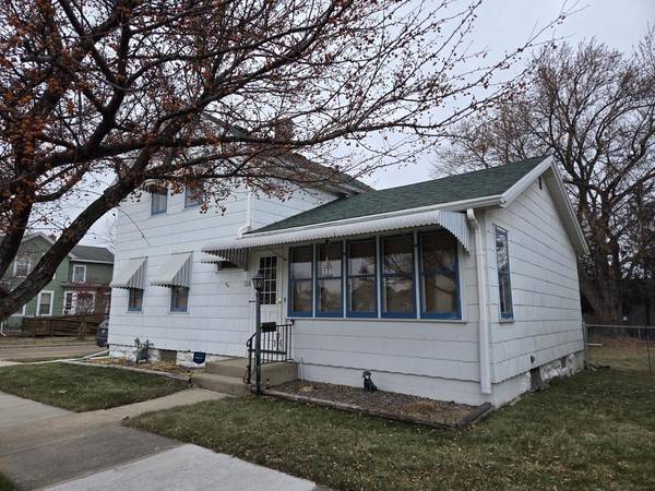 356 W 8TH AVENUE, Oshkosh, WI 54902