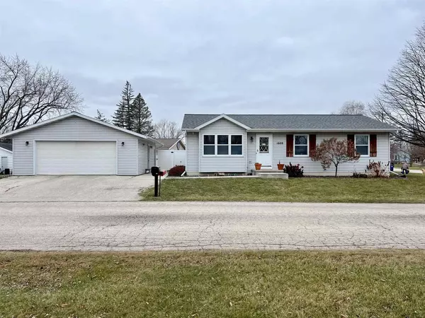 1609 ROSE AVENUE,  North Fond Du Lac,  WI 54937