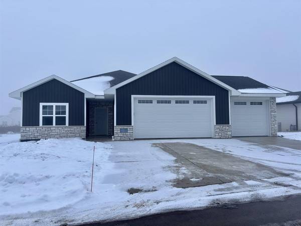 1266 AUTUMN FIELD LANE, De Pere, WI 54115