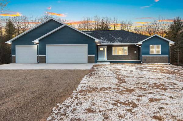 5267 GRASSE COURT, Lena, WI 54139