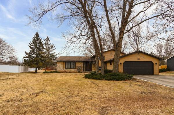 1971 LONDON ROAD, Green Bay, WI 54311