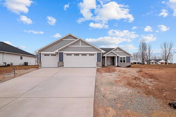 1363 HIGHLAND RIDGE DRIVE, De Pere, WI 54115