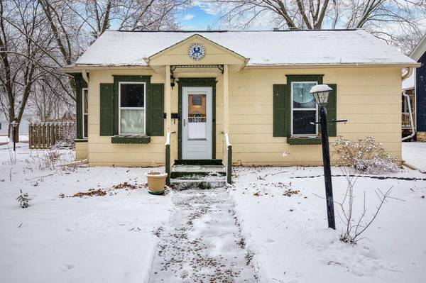 820 JAMES STREET, De Pere, WI 54115