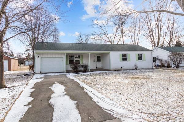 233 EDGEWOOD DRIVE, Neenah, WI 54956