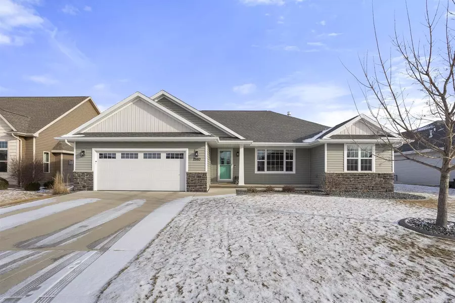 2980 CHRYSTELLA DRIVE, Menasha, WI 54952