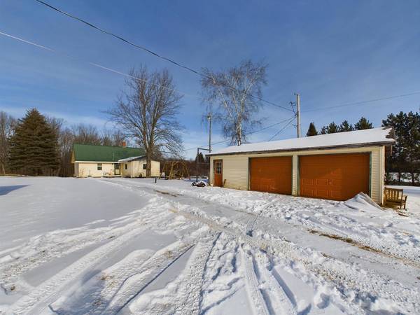 3675 FLANNER LANE, Laona, WI 54541