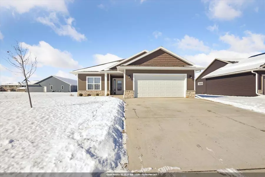 2534 TIPPERARY TRAIL, De Pere, WI 54115