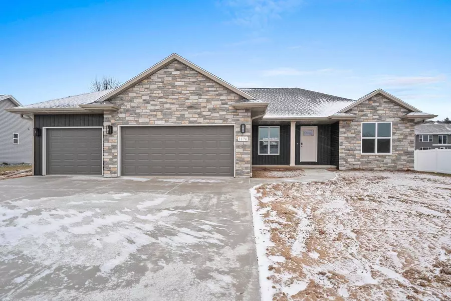 2552 MEYER WAY, De Pere, WI 54115