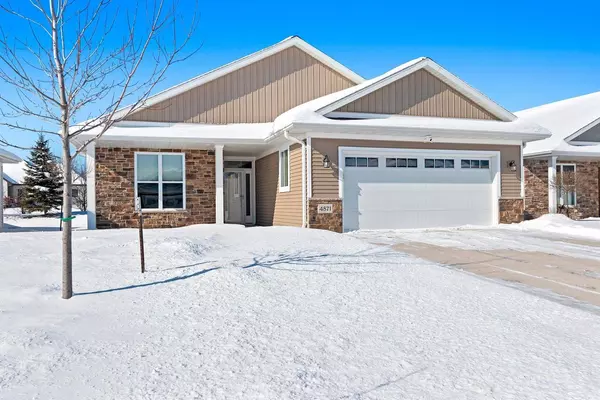 Hobart, WI 54155,4871 WYLD BERRY WAY
