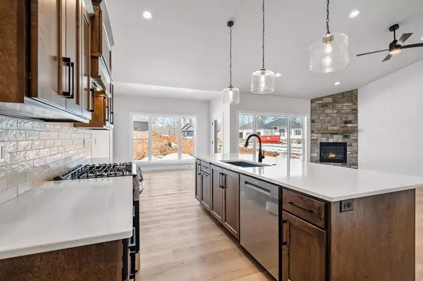 Green Bay, WI 54313,2623 FARMINGTON WAY