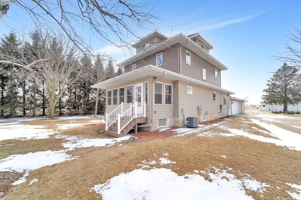 N2662 HILLTOP DRIVE, Campbellsport, WI 53010