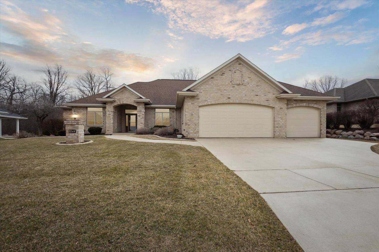 1716 SYMPHONY HEIGHTS, Green Bay, WI 54311