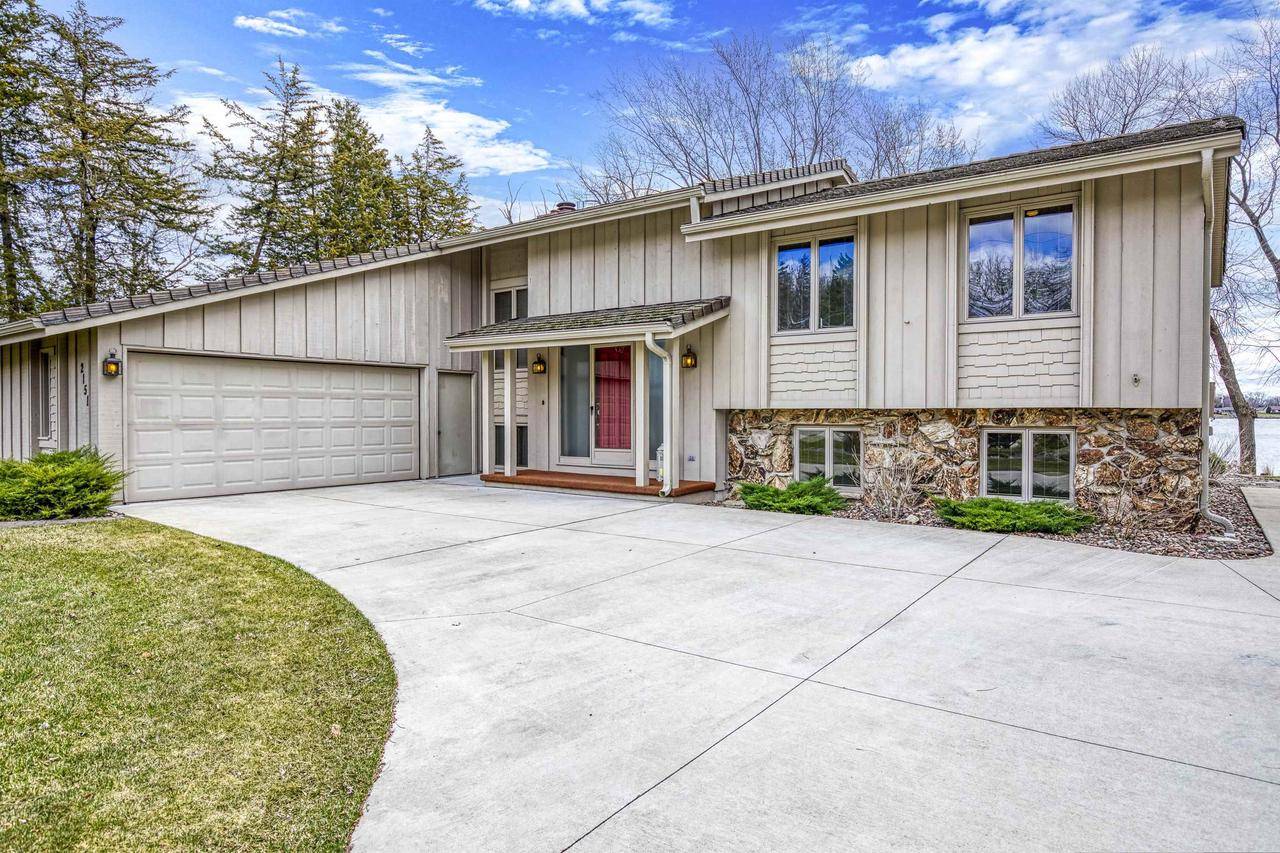 2151 SUNRISE DRIVE, Appleton, WI 54914