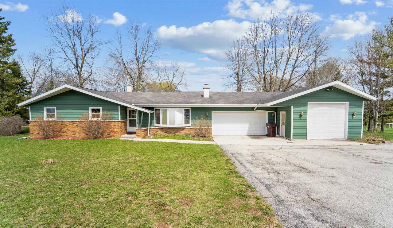 1457 MAILAND DRIVE, Manitowoc, WI 54220