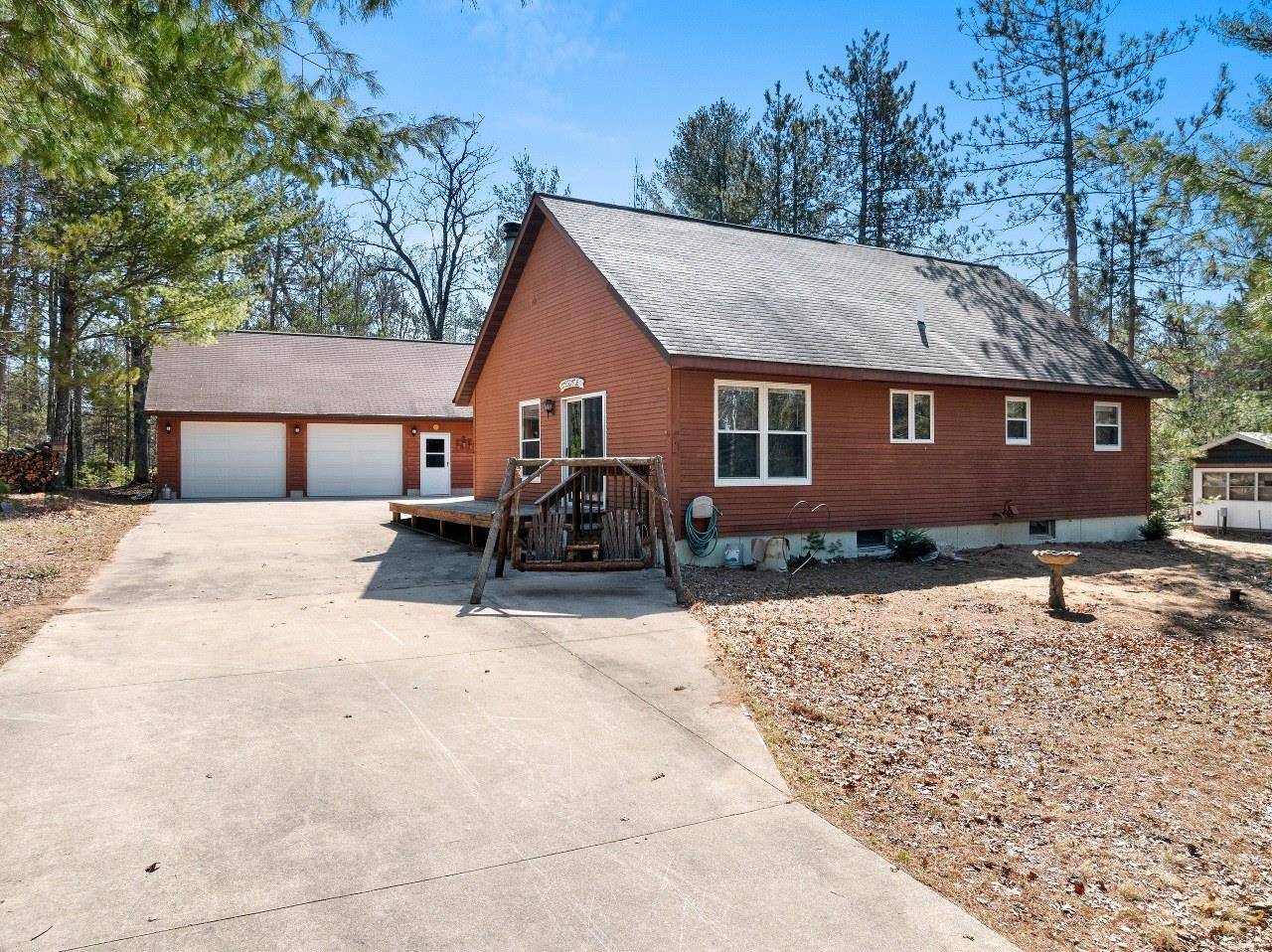 15366 GRINDLE OAK DRIVE, Crivitz, WI 54114
