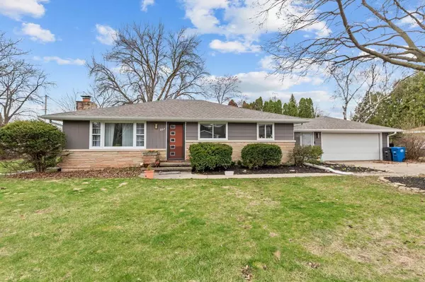 807 HAASE STREET, Neenah, WI 54956