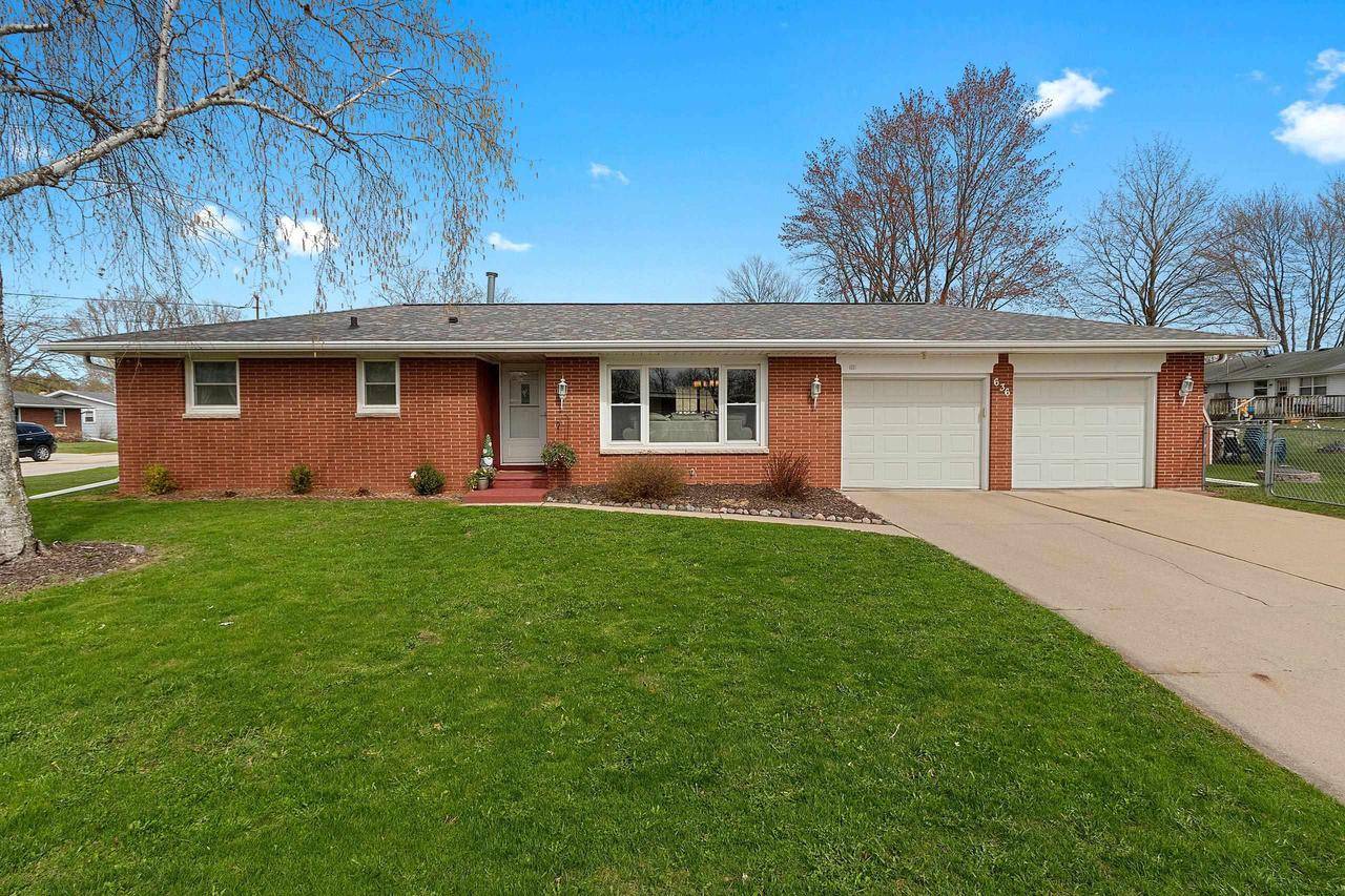 636 W IDLEWILD COURT, Green Bay, WI 54303