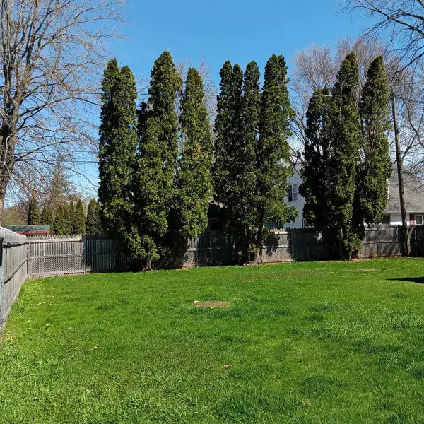 Neenah, WI 54956,1948 HENRY STREET