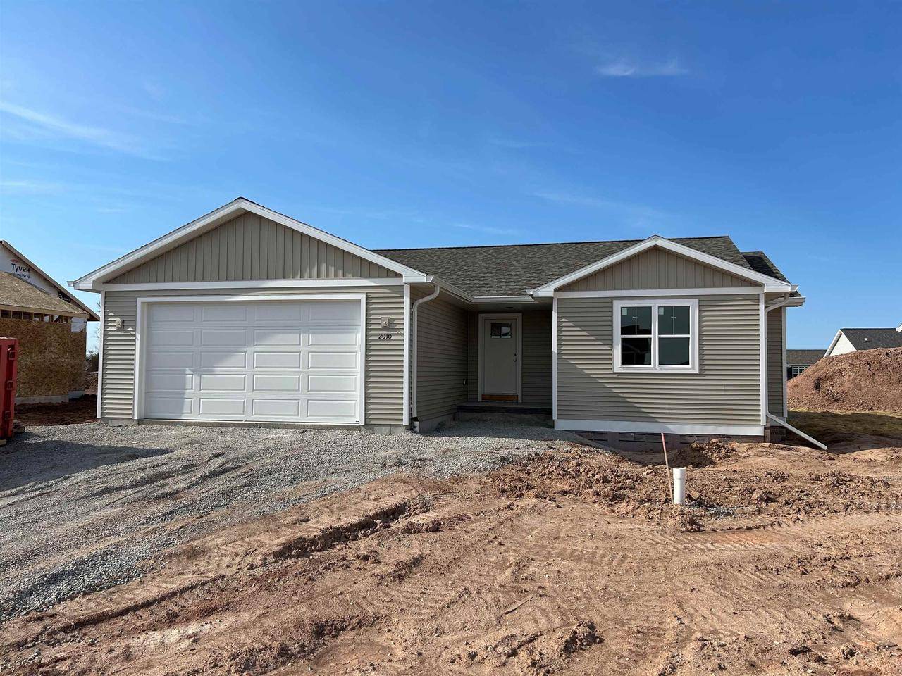 2010 RED FOX LANE, Kaukauna, WI 54130