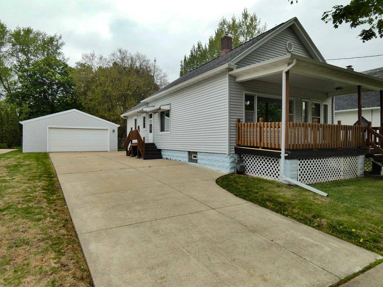 522 GOODELL STREET, Green Bay, WI 54301